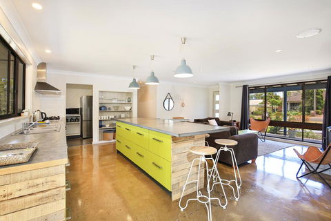 Aloha - Pet & Family Friendly - 10 Min Walk To Beach - Accommodation Batemans Bay 3