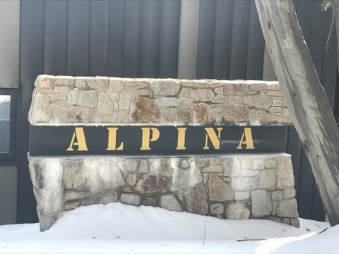 Alpina - Accommodation Batemans Bay 0