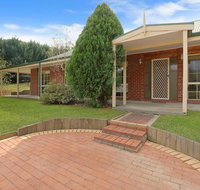 Alpine Mist - Spacious 5 bedroom home - Accommodation Batemans Bay