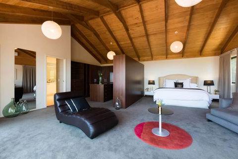 Altitude 261 - Accommodation Batemans Bay 2