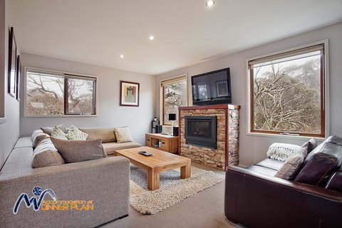 Alyeska - Accommodation Batemans Bay 1