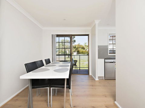 Amaroo Retreat @ Fingal Bay - Accommodation Batemans Bay 1