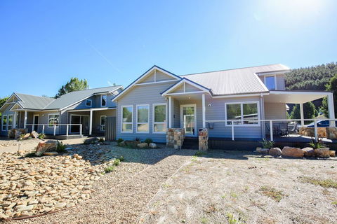 Amber Mist Villa One - Accommodation Batemans Bay 3