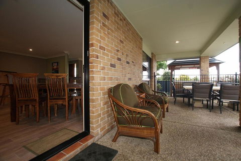 Anaheim House1 South By Getastay - Accommodation Batemans Bay 2