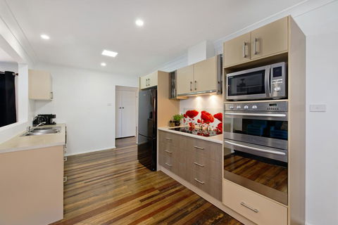 Anchor Lodge - Accommodation Batemans Bay 3