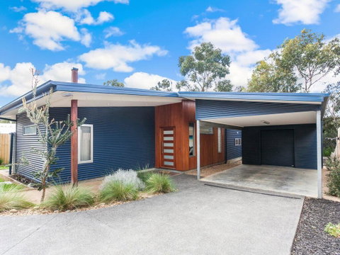 ANGLE BY THE SEA - Anglesea - Accommodation Batemans Bay 0