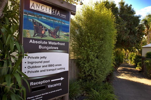 Anglesea Lodge - Accommodation Batemans Bay 0