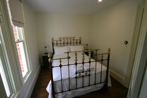 Annies Garden Cottage - Accommodation Batemans Bay 2