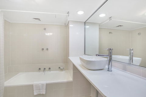 Apartment At College St - Accommodation Batemans Bay 3
