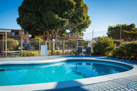 Apollo Unit 15 - Accommodation Batemans Bay 2