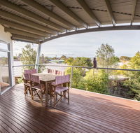 Aqua Vista - a stroll to Paynesville forshore - Accommodation Batemans Bay