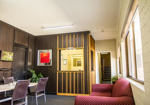 Ascot Budget Inn & Residences - Accommodation Batemans Bay 2