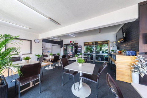 Ascot Budget Inn & Residences - Accommodation Batemans Bay 3