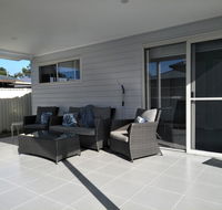 Ashley's retreat Short walk to beach - Accommodation Batemans Bay