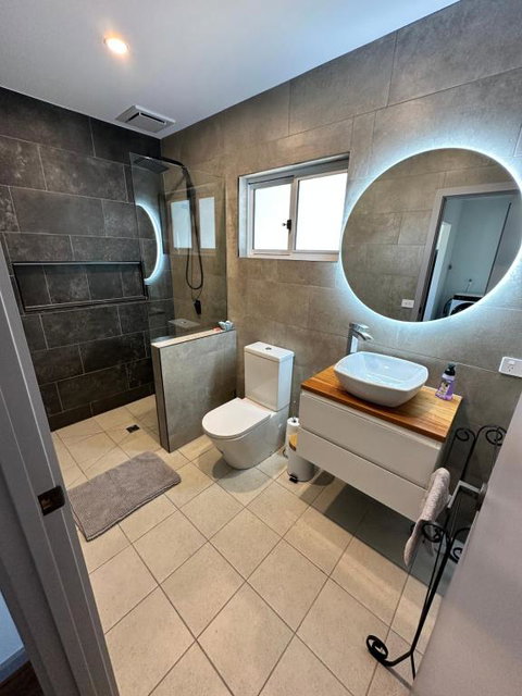 Luxury Holiday Unit 8min Walk To Town Center With Boat Parking - Accommodation Batemans Bay 1