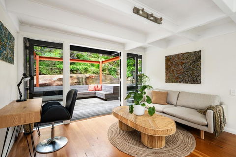 Luxury Escape - 4bd Home And Courtyard In Castlecrag - Accommodation Batemans Bay 3