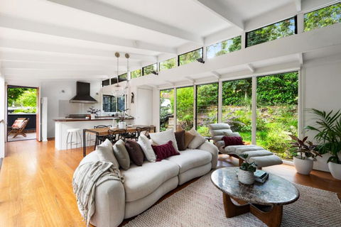 Luxury Escape - 4bd Home And Courtyard In Castlecrag - Accommodation Batemans Bay 2