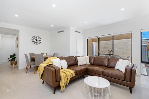 Luxury Urban Retreat - Accommodation Batemans Bay 2