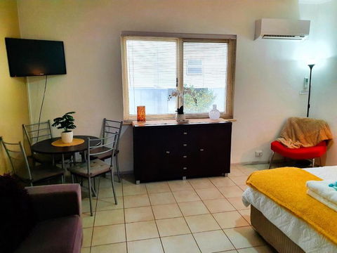M104 West Perth Studio Apartment Near Kings Park - Accommodation Batemans Bay 3