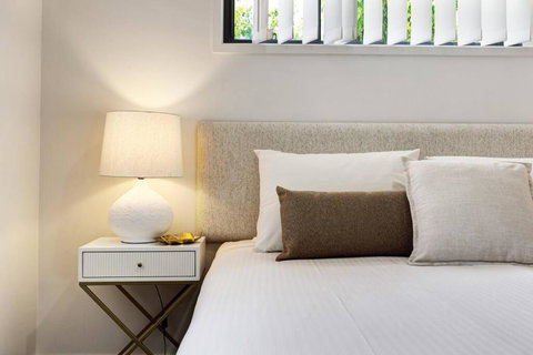 MARJ12- Stylish And Spacious - Accommodation Batemans Bay 2
