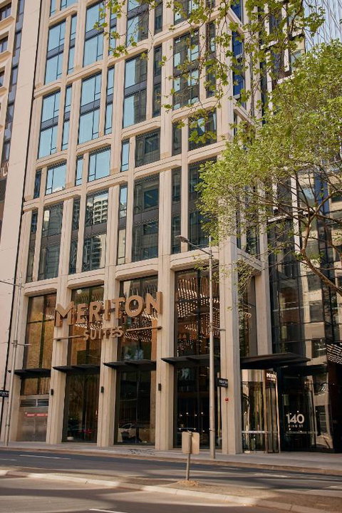 Meriton Suites Melbourne - Accommodation Batemans Bay 1