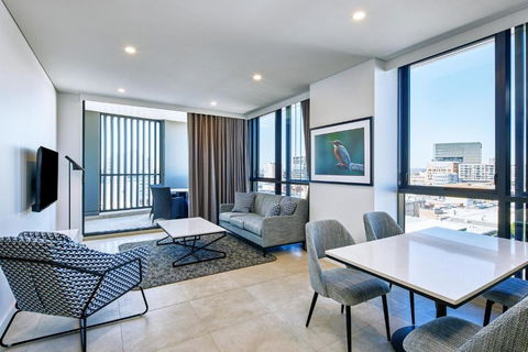 Meriton Suites Liverpool - Accommodation Batemans Bay 1