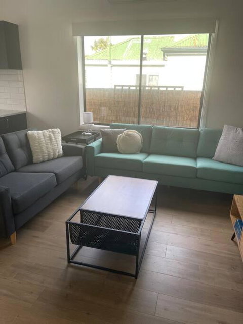 Milton House, Hamilton - Accommodation Batemans Bay 1