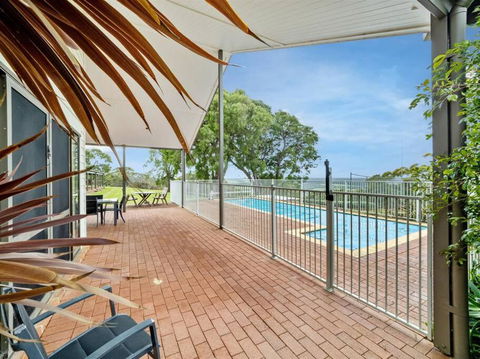 Moondyne Estate Exclusive & Pet Friendly Hilltop Retreat - Accommodation Batemans Bay 2