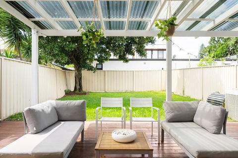 NEW Furnish, 3 Min SYD Airport, 1 Min Walk Beach - Accommodation Batemans Bay 0