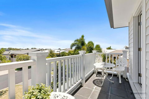 NEW HAVEN - Garden View Balcony - Accommodation Batemans Bay 0