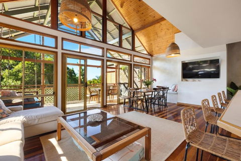 NEW Luxury Angourie Villa! Dream Location, WiFi ++ - Accommodation Batemans Bay 0