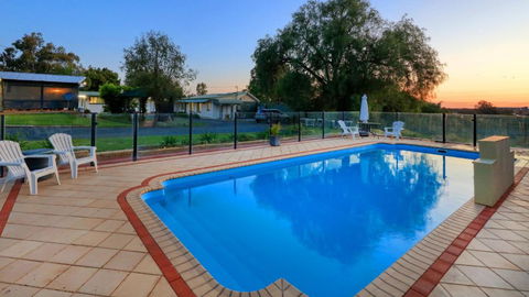 Oasis Motel - Accommodation Batemans Bay 0