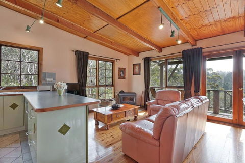 Observatory Cottage - Accommodation Batemans Bay 3