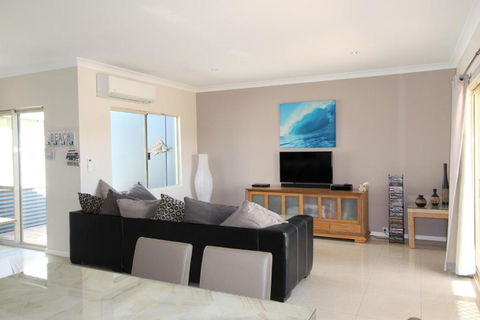 Ocean Breeze - Accommodation Batemans Bay 1