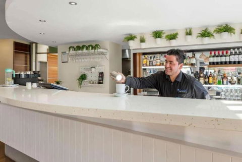 NOTINUSEWyndham WaveWhisper Retreat - Accommodation Batemans Bay 3