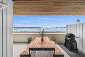 Ohana Apartments 8 with Accommodation Batemans Bay