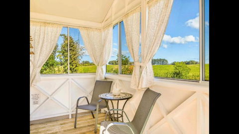 Orange Blossom- Comboyne Mountain Cottages - Accommodation Batemans Bay 2
