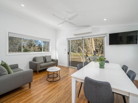 Painters Island Holiday Park - Accommodation Batemans Bay 3