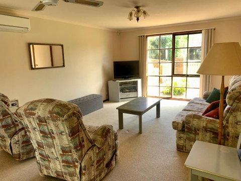 Palm Waters 1 - Accommodation Batemans Bay 3