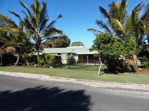 Palmgrove 2 Rainbow Beach - Accommodation Batemans Bay 1