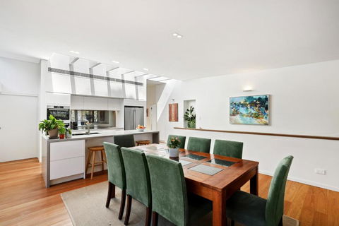 Paradise Villa - Pittwater Views - Accommodation Batemans Bay 1