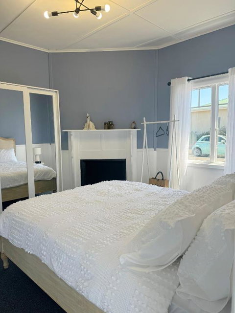 Penguin Paradise Beach House - Accommodation Batemans Bay 2