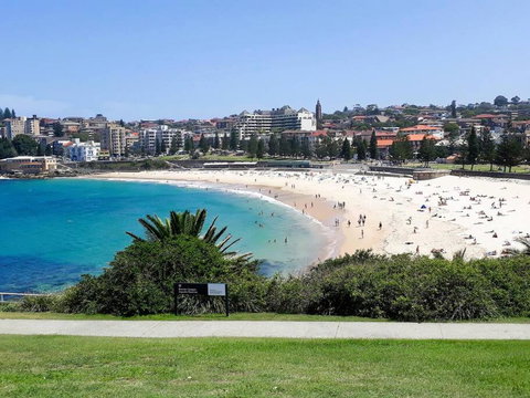Penthouse Apartment Ocean Views - Accommodation Batemans Bay 2