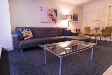 PI702 - Ideally Located Sydney CBD - Accommodation Batemans Bay 2