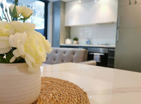 PR126-1 BR Comfy Stay Next To Station With FREE Parking - Accommodation Batemans Bay 1