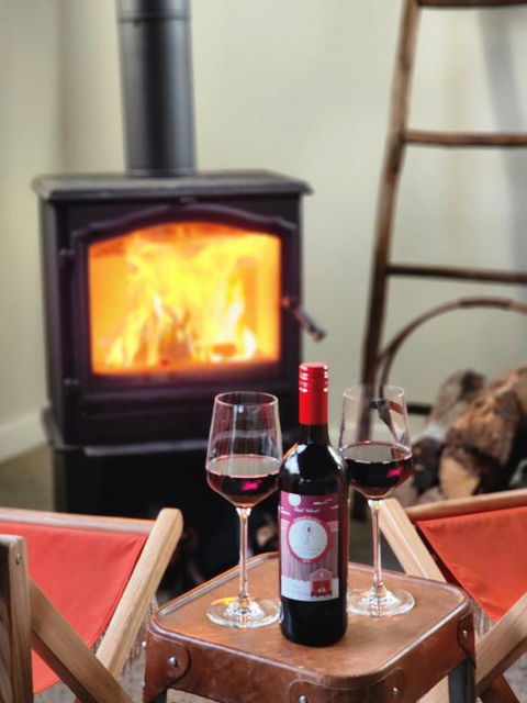 Red Door Collective - RDC Vineyard Estate, Luxury Adult Only Stay - Accommodation Batemans Bay 2