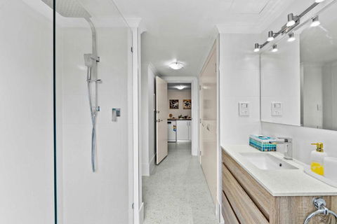 Prime Perth Apartment - Accommodation Batemans Bay 2