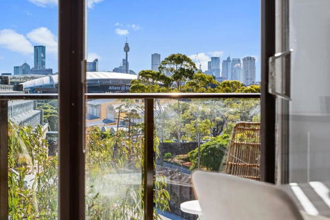 Prime Location 2-Bed Apartment With Parking - Accommodation Batemans Bay 0