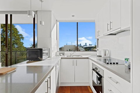 Prime Location 2-Bed Apartment With Parking - Accommodation Batemans Bay 3