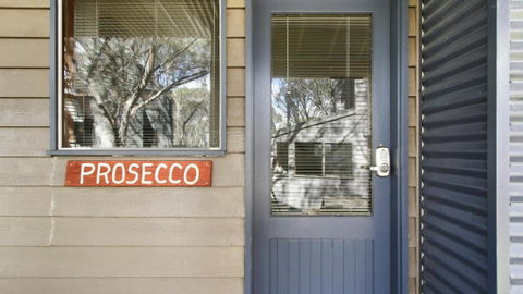 Prosecco - Accommodation Batemans Bay 0